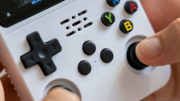 R36S vs R36MAX 2026: Which iGC Device Should You Buy?